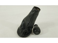 Recambio de pomo palanca cambio para citroën saxo 1.4 vts referencia OEM IAM 2403G3  