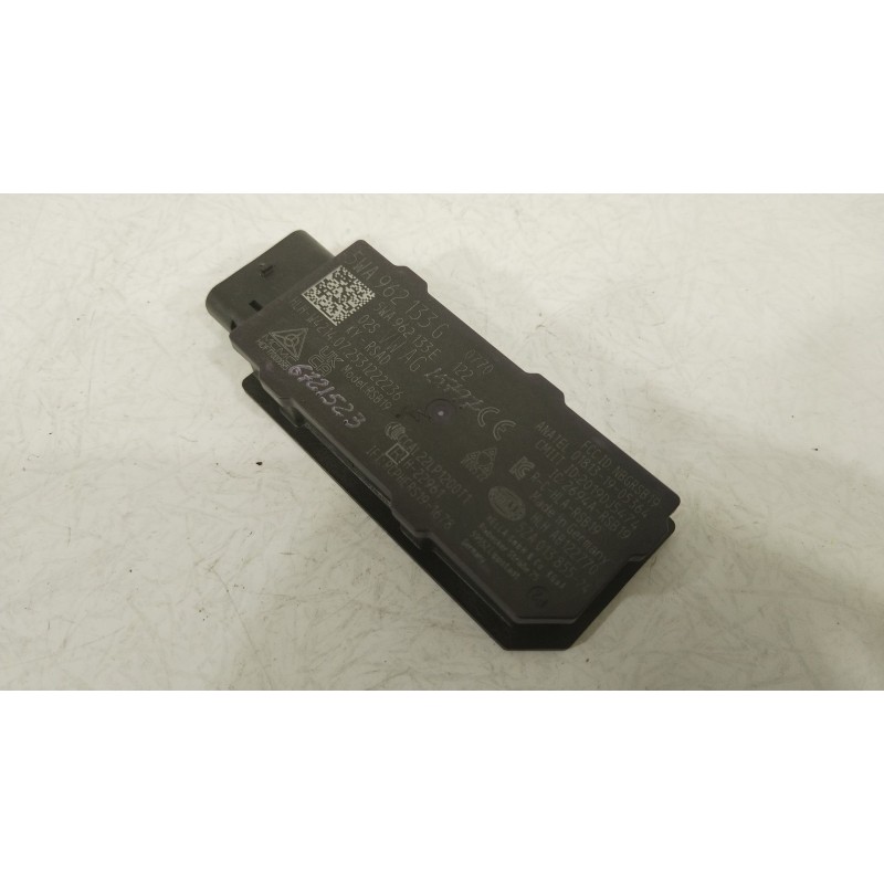 Recambio de antena para cupra formentor (km7, kmp) 2.0 tsi 4drive referencia OEM IAM 5WA962133G 5WA962133E 