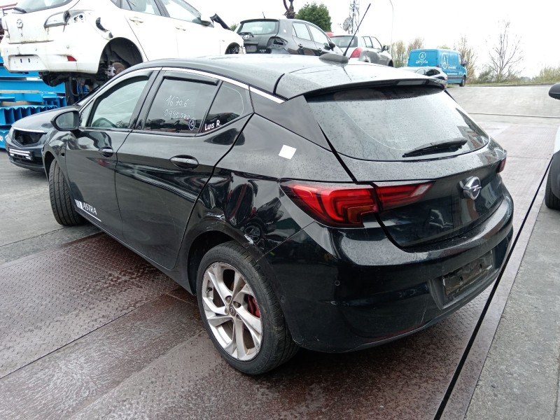 opel astra k (b16) del año 2017