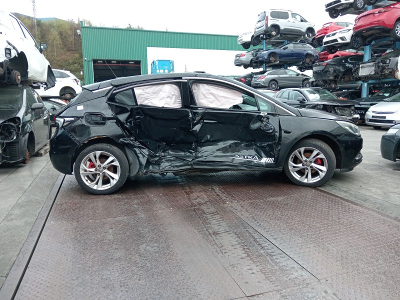 opel astra k (b16) del año 2017