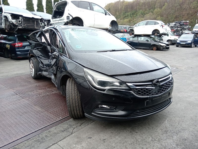 opel astra k (b16) del año 2017