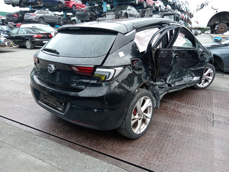 opel astra k (b16) del año 2017