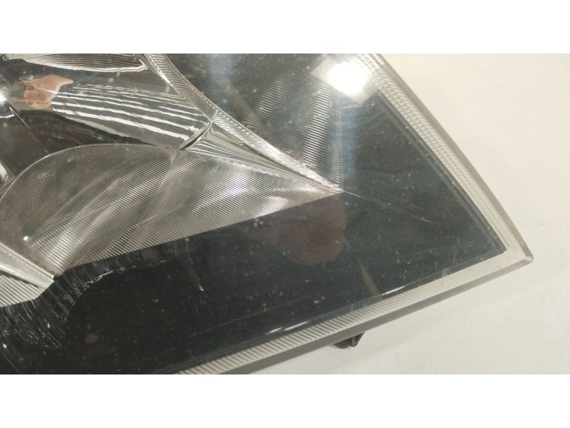 Recambio de faro derecho para skoda superb ii (3t4) 2.0 tdi 16v referencia OEM IAM 3T1941016F 1EL01131402 