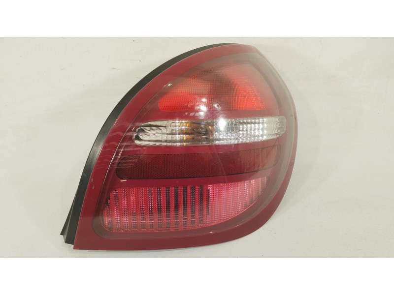 Recambio de piloto trasero derecho para nissan almera ii hatchback (n16) 2.2 di referencia OEM IAM 26550BN011  