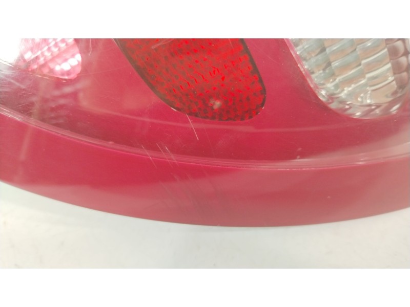 Recambio de piloto trasero derecho para nissan almera ii hatchback (n16) 2.2 di referencia OEM IAM 26550BN011  