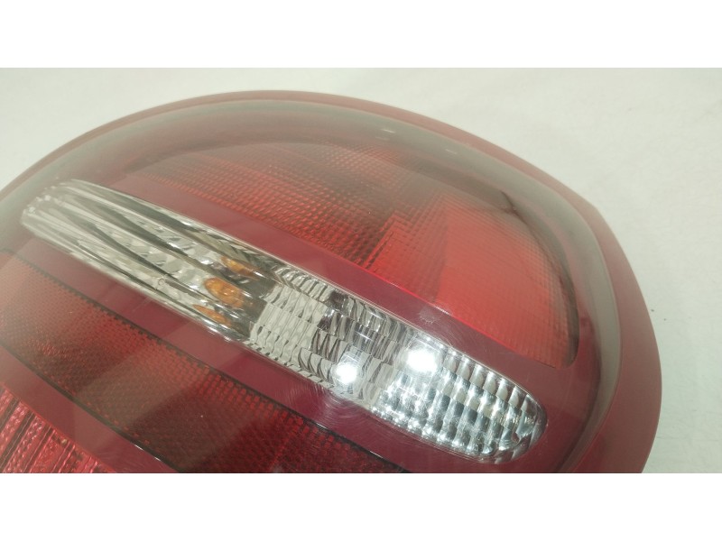 Recambio de piloto trasero derecho para nissan almera ii hatchback (n16) 2.2 di referencia OEM IAM 26550BN011  