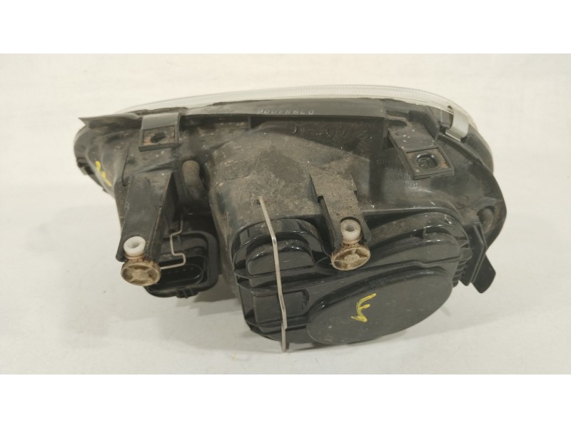 Recambio de faro derecho para volkswagen golf iv (1j1) 1.6 16v referencia OEM IAM 1J1941018K 084411183 