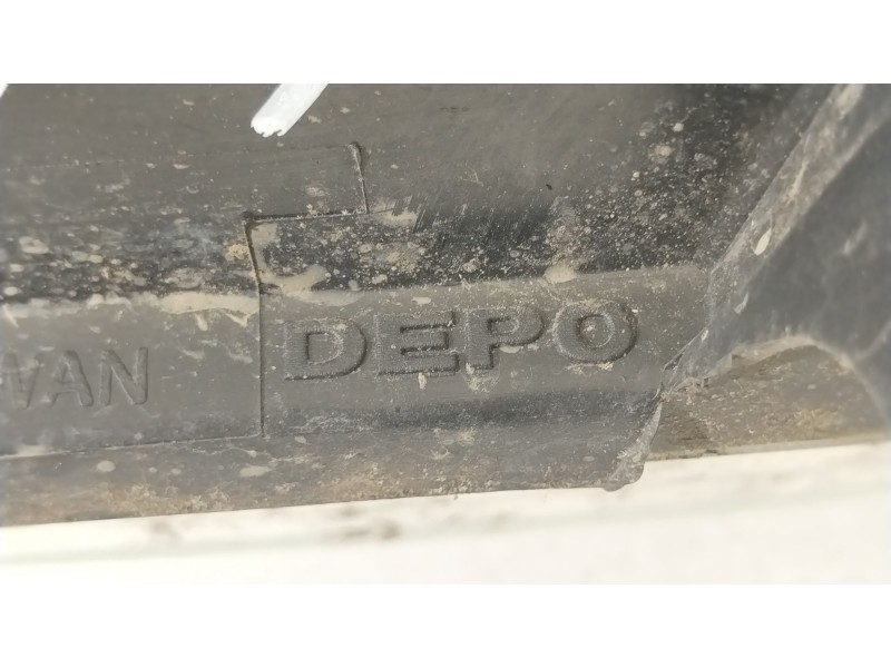 Recambio de faro derecho para volkswagen golf iv (1j1) 1.6 16v referencia OEM IAM 1J1941018K 084411183 