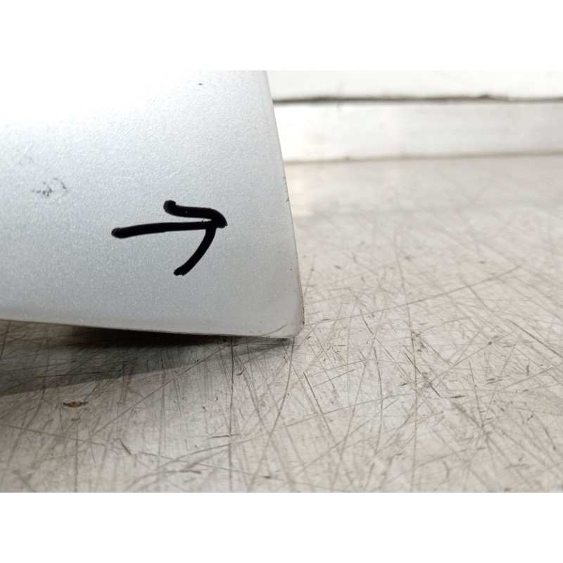 Recambio de aleta delantera derecha para citroën c5 iii (rd_) 2.0 hdi (rdrhda) referencia OEM IAM 7841X7  