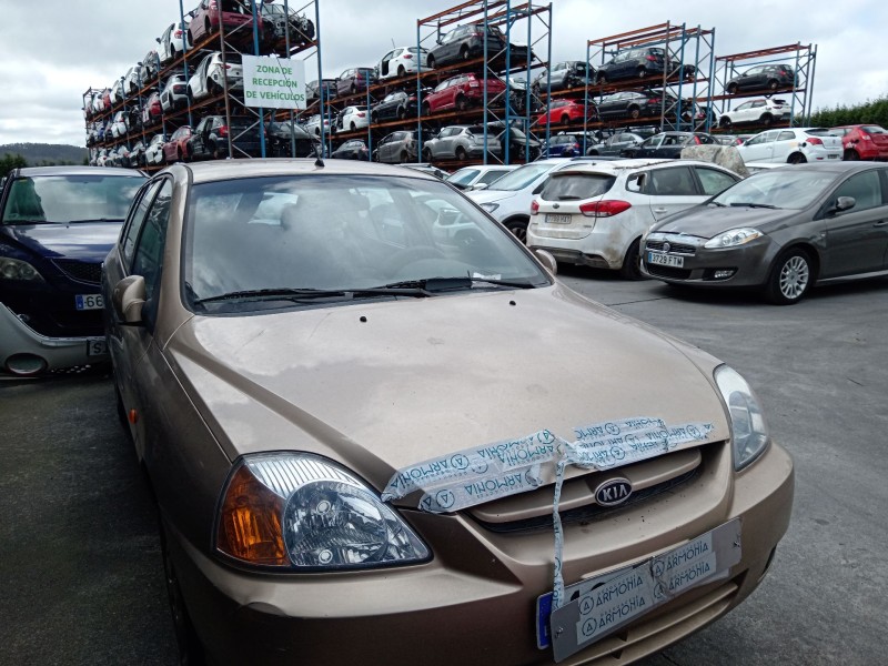 kia rio i hatchback (dc) del año 2003