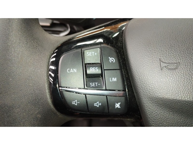 Recambio de volante para ford fiesta vii (hj, hf) 1.0 ecoboost referencia OEM IAM H1BB3600AHC  