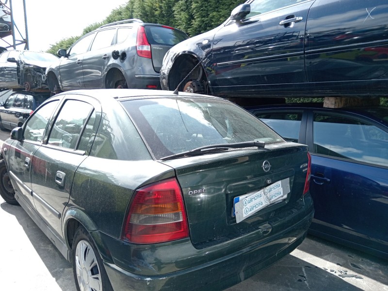 opel astra g hatchback (t98) del año 2001