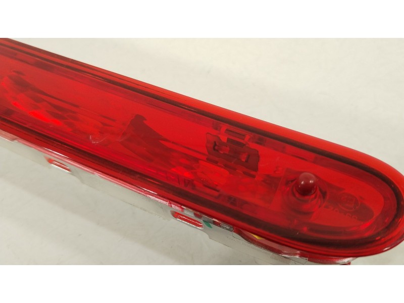 Recambio de luz central de freno para peugeot traveller autobús (v_) 2.0 bluehdi 145 referencia OEM IAM 9811325880  