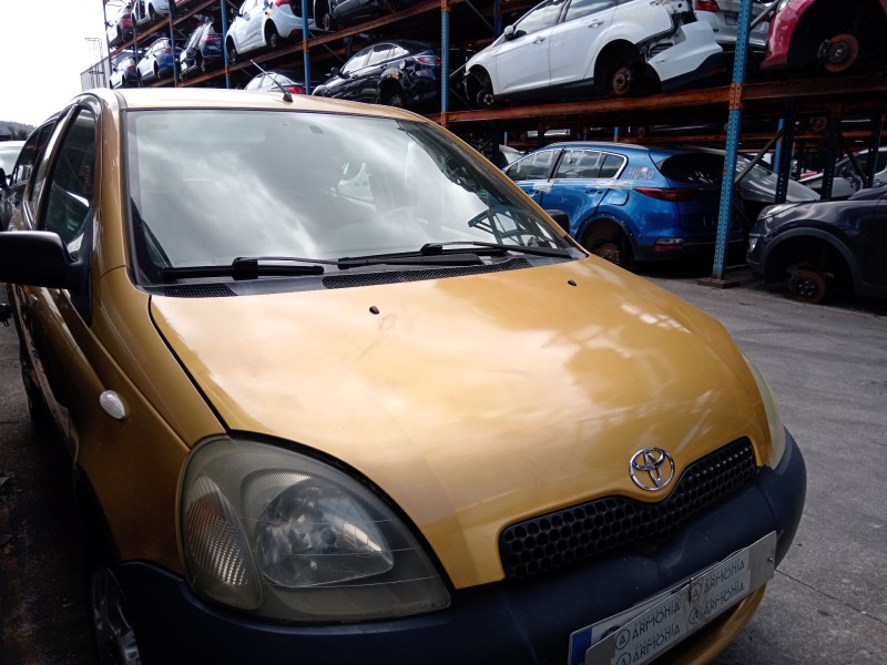 toyota yaris (_p1_) del año 2000