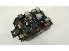 Recambio de caja reles / fusibles para opel mokka / mokka x (j13) 1.6 cdti (_76) referencia OEM IAM 94520912   2