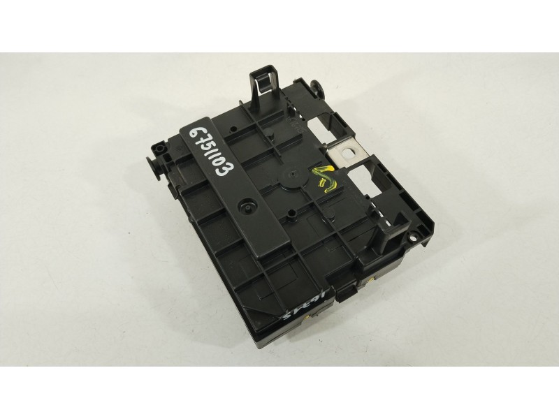 Recambio de caja reles / fusibles para peugeot 308 i (4a_, 4c_) 1.6 hdi referencia OEM IAM 9666700480 BSMR0500 