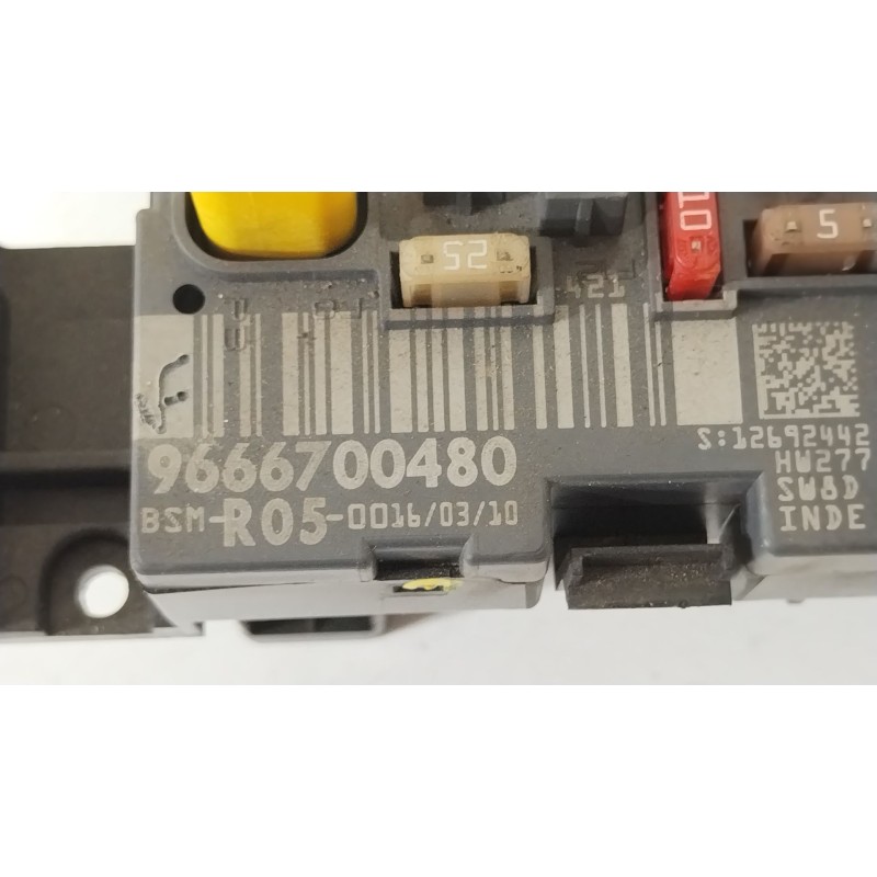 Recambio de caja reles / fusibles para peugeot 308 i (4a_, 4c_) 1.6 hdi referencia OEM IAM 9666700480 BSMR0500 