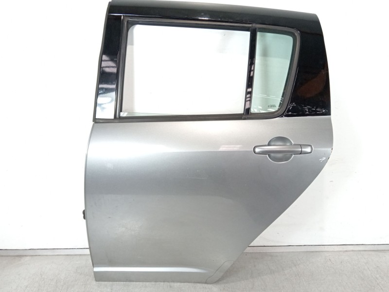 Recambio de puerta trasera izquierda para suzuki swift iii (mz, ez) 1.3 (rs 413) referencia OEM IAM 6800462J00  