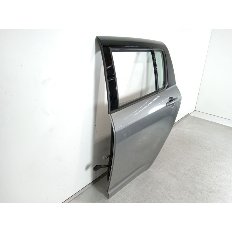 Recambio de puerta trasera izquierda para suzuki swift iii (mz, ez) 1.3 (rs 413) referencia OEM IAM 6800462J00  