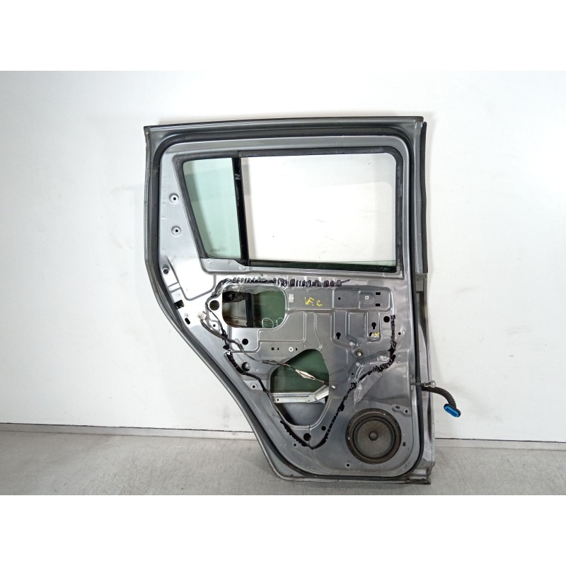 Recambio de puerta trasera izquierda para suzuki swift iii (mz, ez) 1.3 (rs 413) referencia OEM IAM 6800462J00  