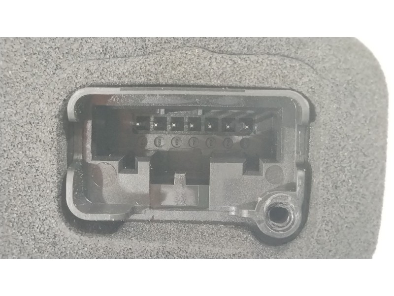 Recambio de cerradura puerta trasera izquierda para audi a1 sportback (gba) 30 tfsi referencia OEM IAM 5TA839015Q  