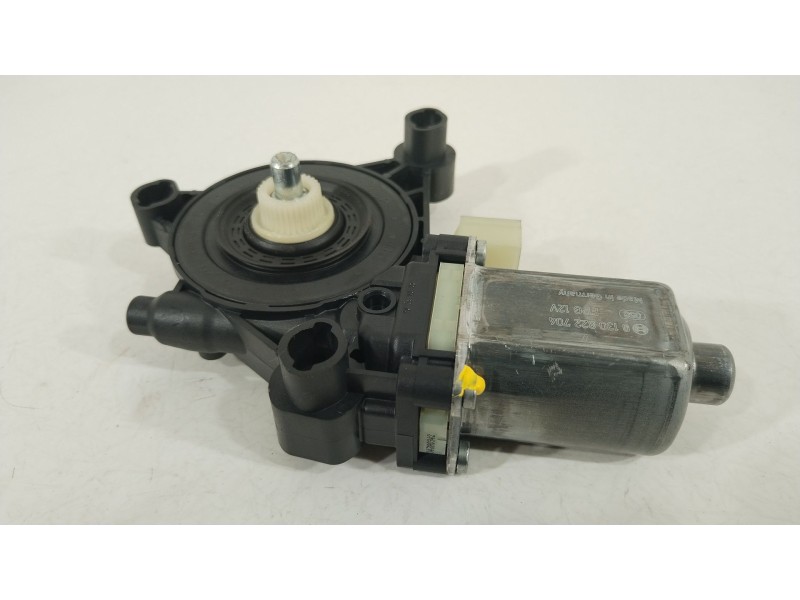 Recambio de motor elevalunas delantero derecho para audi a1 sportback (gba) 30 tfsi referencia OEM IAM 8W0959802  