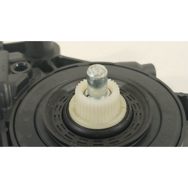 Recambio de motor elevalunas delantero derecho para audi a1 sportback (gba) 30 tfsi referencia OEM IAM 8W0959802  