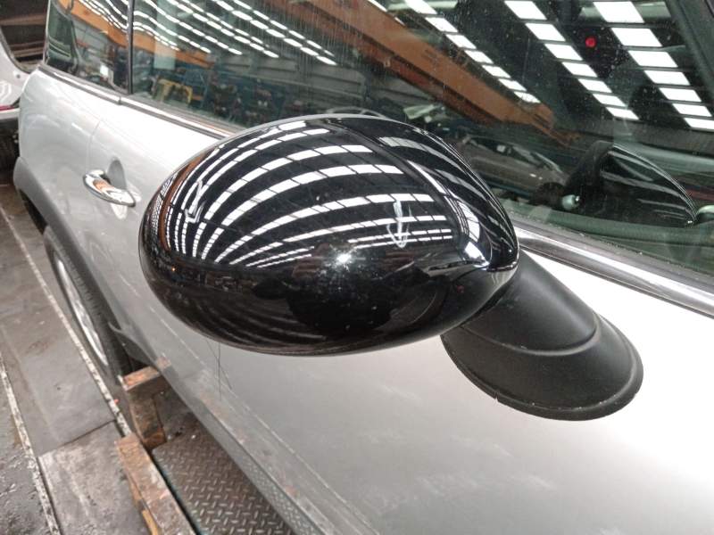 RETROVISOR DERECHO 51167192469 