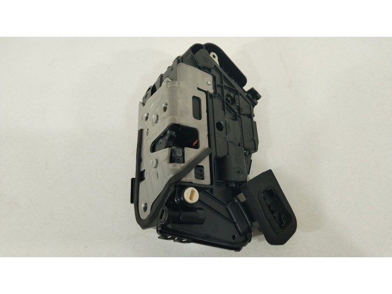Recambio de cerradura puerta trasera derecha para audi a1 sportback (gba) 30 tfsi referencia OEM IAM 5TA839016Q  