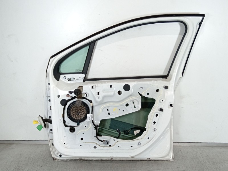 Recambio de puerta delantera derecha para peugeot 208 i (ca_, cc_) 1.2 vti 82 referencia OEM IAM 9807820780  