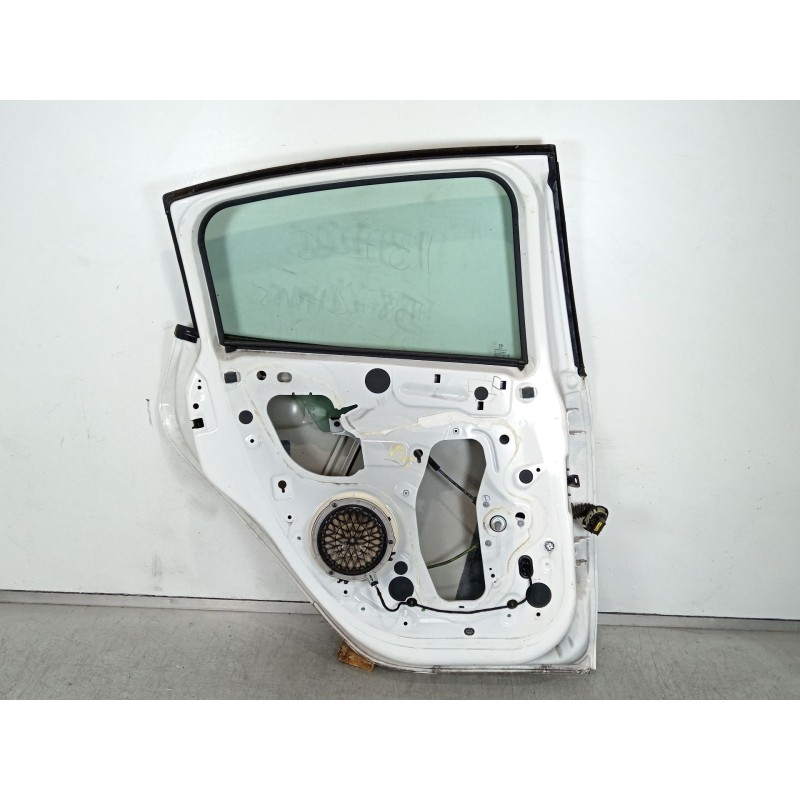 Recambio de puerta trasera izquierda para peugeot 208 i (ca_, cc_) 1.2 vti 82 referencia OEM IAM 9671907580  