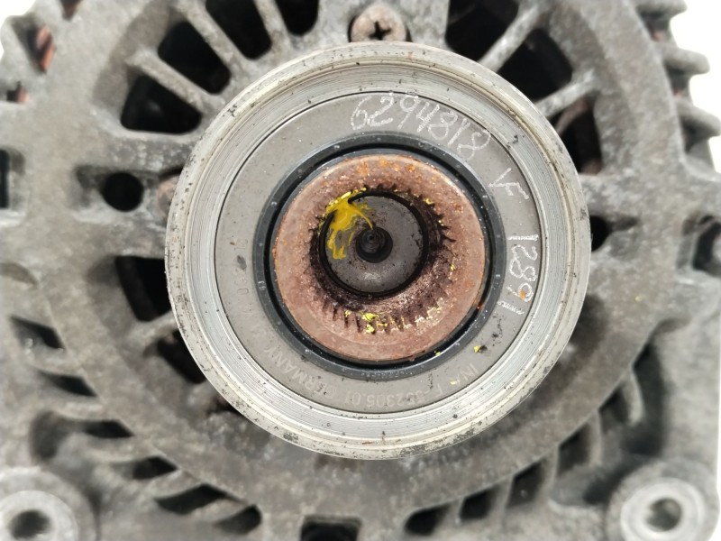 Recambio de alternador para nissan x-trail (t31) le referencia OEM IAM 23100JG71A  