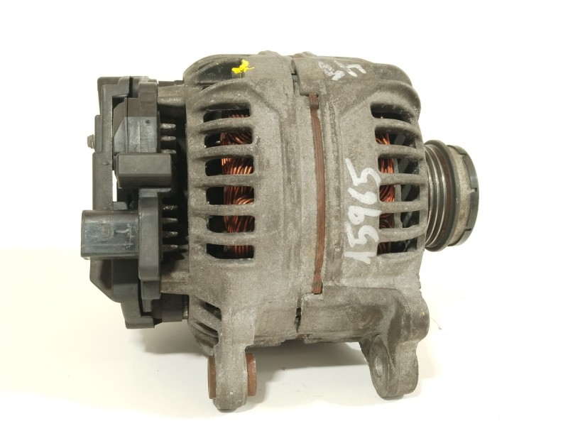 Recambio de alternador para volkswagen passat b5 (3b2) 1.9 tdi referencia OEM IAM 028903031  