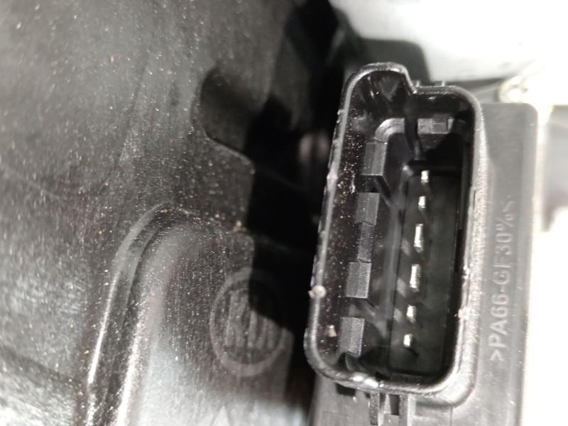 Recambio de elevalunas delantero derecho para kia cee´d spirit referencia OEM IAM 82480A2110 82460A2010 