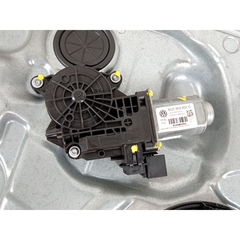 Recambio de elevalunas delantero izquierdo para volkswagen polo iv (9n_, 9a_) 1.6 16v referencia OEM IAM 6Q4837401AM 6Q2959802G 