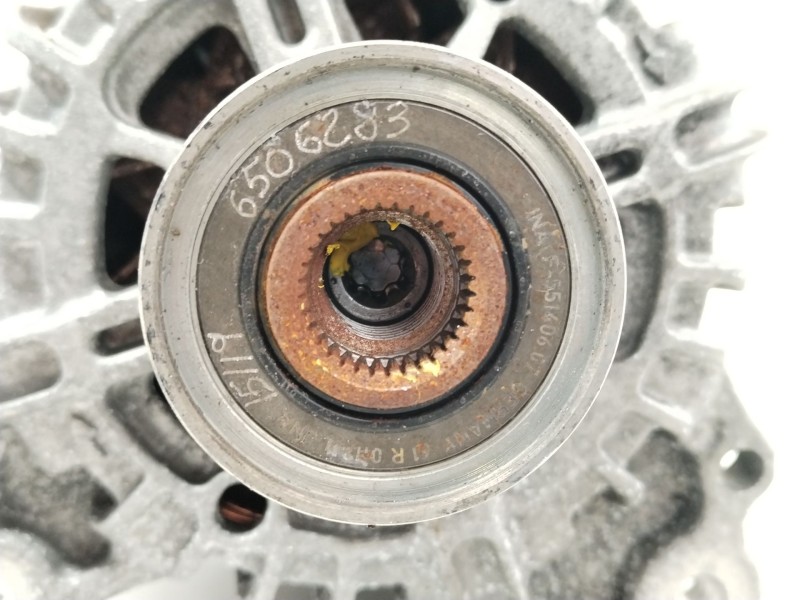 Recambio de alternador para audi a4 b9 avant (8w5, 8wd) 2.0 tdi referencia OEM IAM 04L903024  