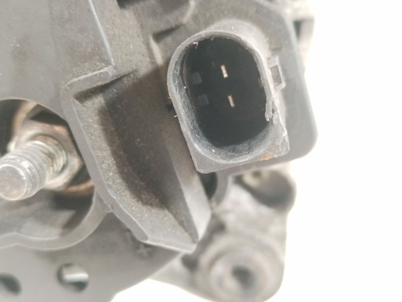 Recambio de alternador para volkswagen golf v (1k1) 1.9 tdi referencia OEM IAM 03F903023D  