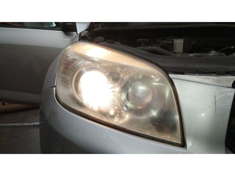 Recambio de faro derecho para toyota rav 4 iii (_a3_) 2.2 d 4wd (ala30_) referencia OEM IAM 8113042311  