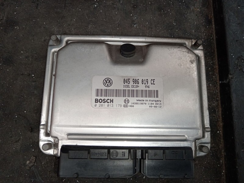 Recambio de centralita motor uce para skoda fabia ii (542) 1.4 tdi referencia OEM IAM 045906019CE 0281013179 