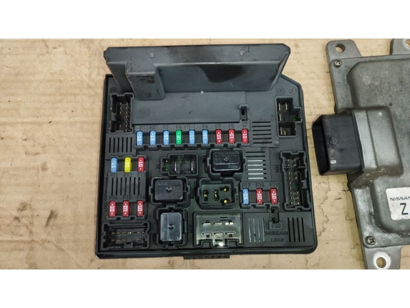 Recambio de caja reles / fusibles para nissan qashqai i (j10, nj10) 2.0 dci referencia OEM IAM 284B7JD00B  