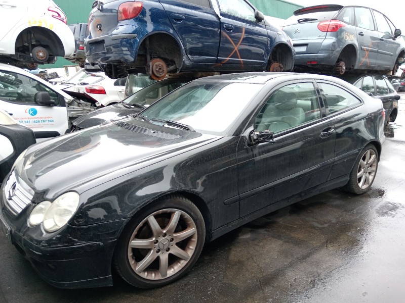 mercedes-benz clase c coupé (cl203) del año 2004