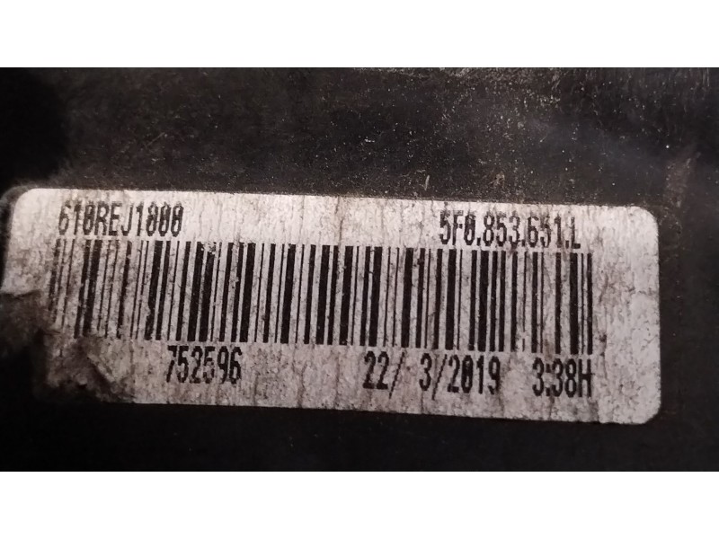 Recambio de rejilla delantera para seat leon st (5f8) 1.5 tsi referencia OEM IAM 5F0853651L 5F0853654J 