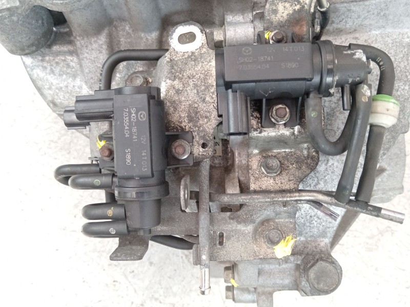 Recambio de caja cambios para mazda 3 lim. () center-line referencia OEM IAM 4TH0506125 D6040 