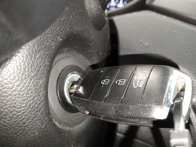 Recambio de conmutador de arranque para kia carens iv 1.6 gdi referencia OEM IAM 48A6101110 81900A4G00 