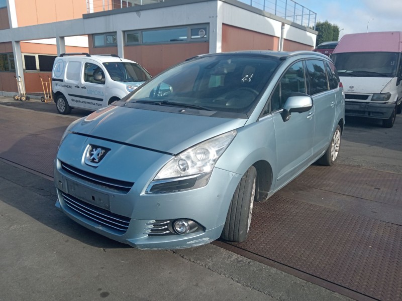 peugeot 5008 (0u_, 0e_) del año 2012