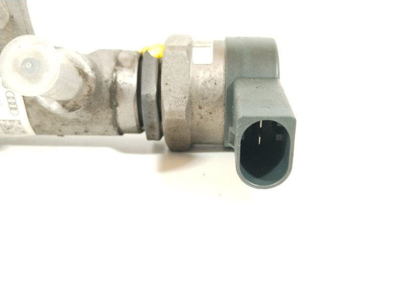 Recambio de rampa inyectora para volkswagen passat berlina (3c2) advance plus referencia OEM IAM 03L089G 03L089C 057130764H