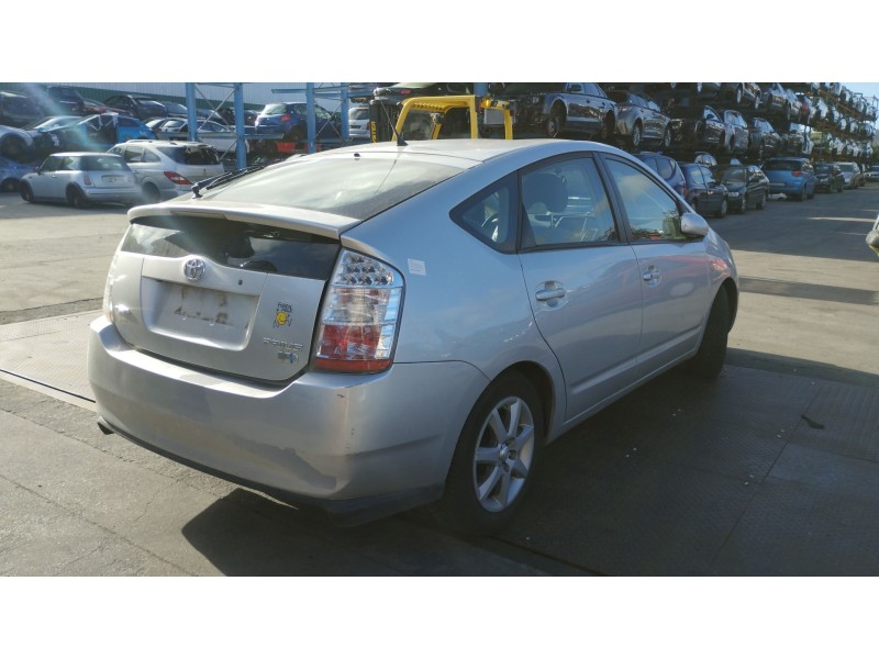 toyota prius liftback (_w2_) del año 2008