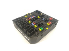 Recambio de caja reles / fusibles para renault grand scénic iii (jz0/1_) 1.9 dci referencia OEM IAM 284B69553R  