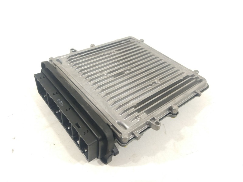 Recambio de centralita motor uce para bmw 3 (e90) 320 d referencia OEM IAM 0281016175 8506566 