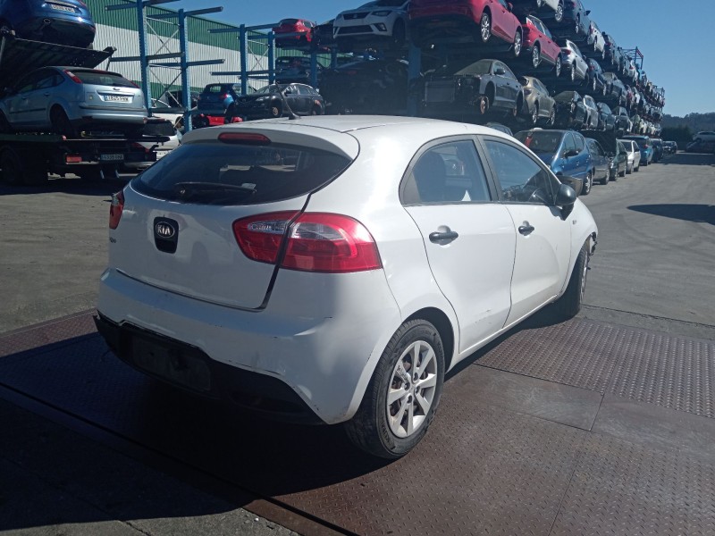 kia rio iii (ub) del año 2012
